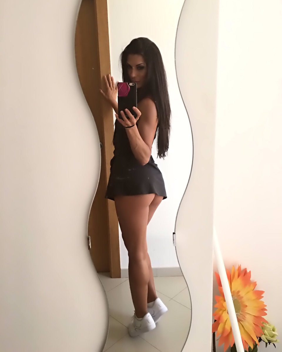 [Image: AlexaTomasX.jpg]