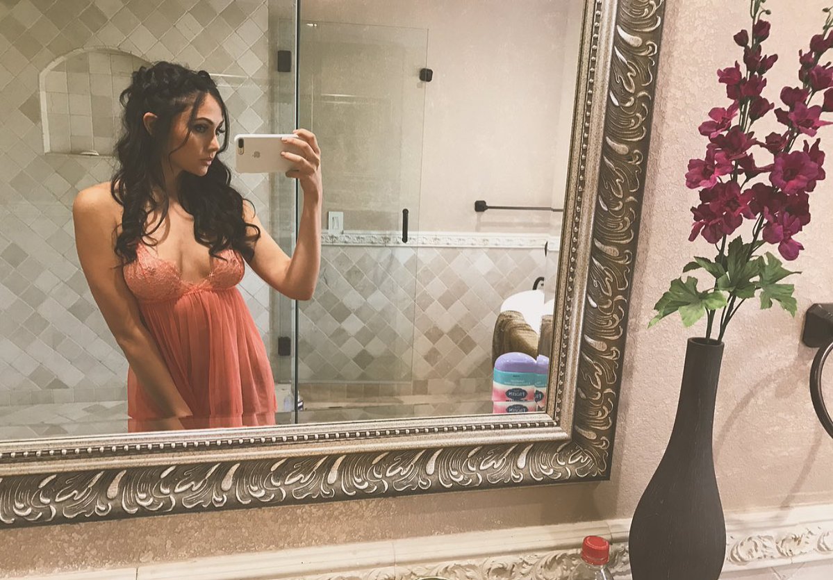 [Image: ArianaMariexxx_18.jpg]