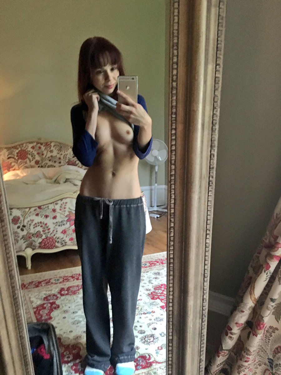 [Image: Ariel-Rebel-topless-naked-nude_9.jpg]