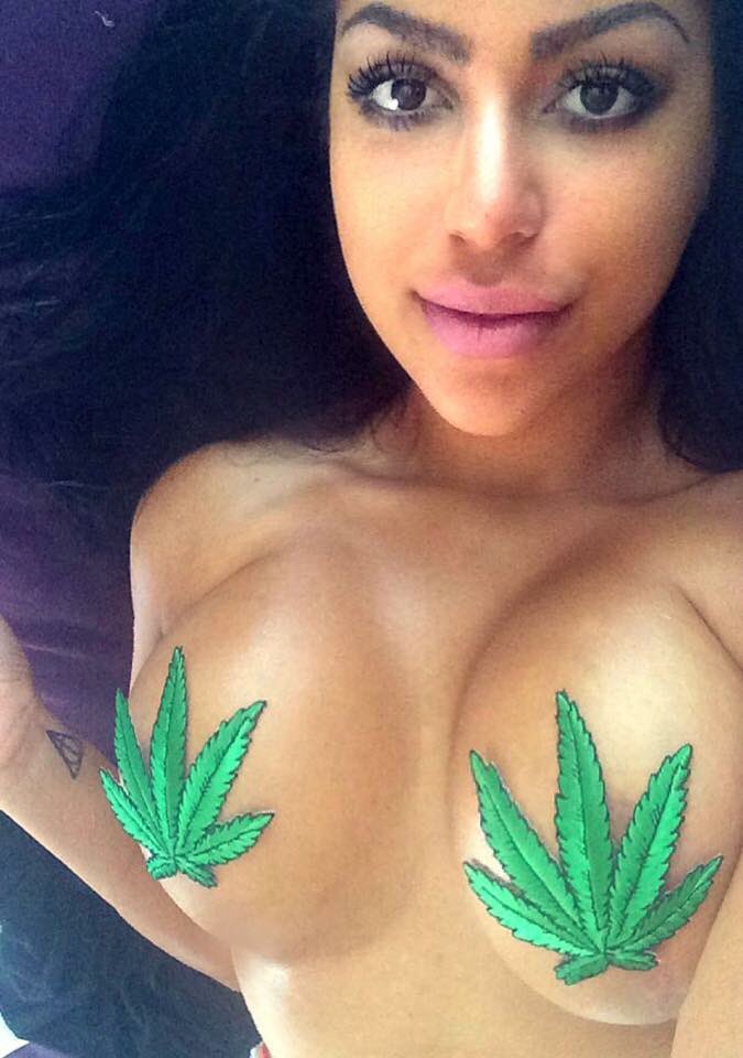 [Image: Briana_Lee_xx_28.jpg]