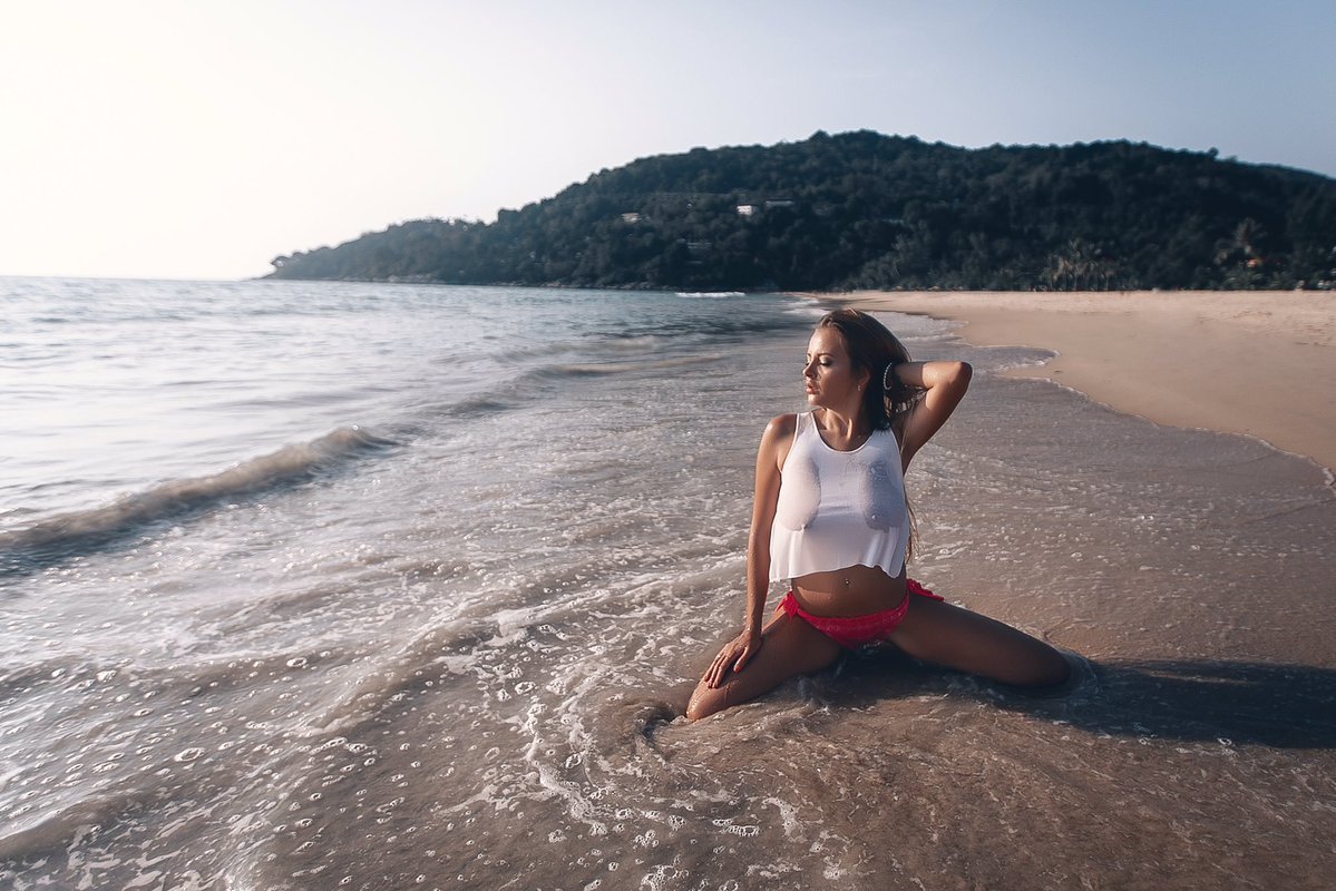 [Image: Candy-Alexa-topless-naked-nude_13.jpg]