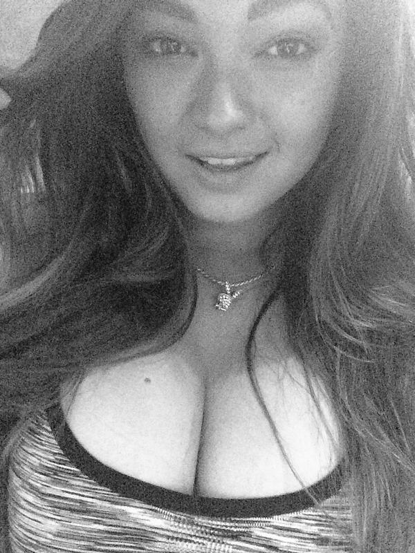 [Image: Chelsiearyn_1.jpg]