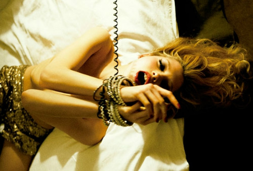 [Image: Dioni-Tabbers-topless-naked-nude_6.jpg]