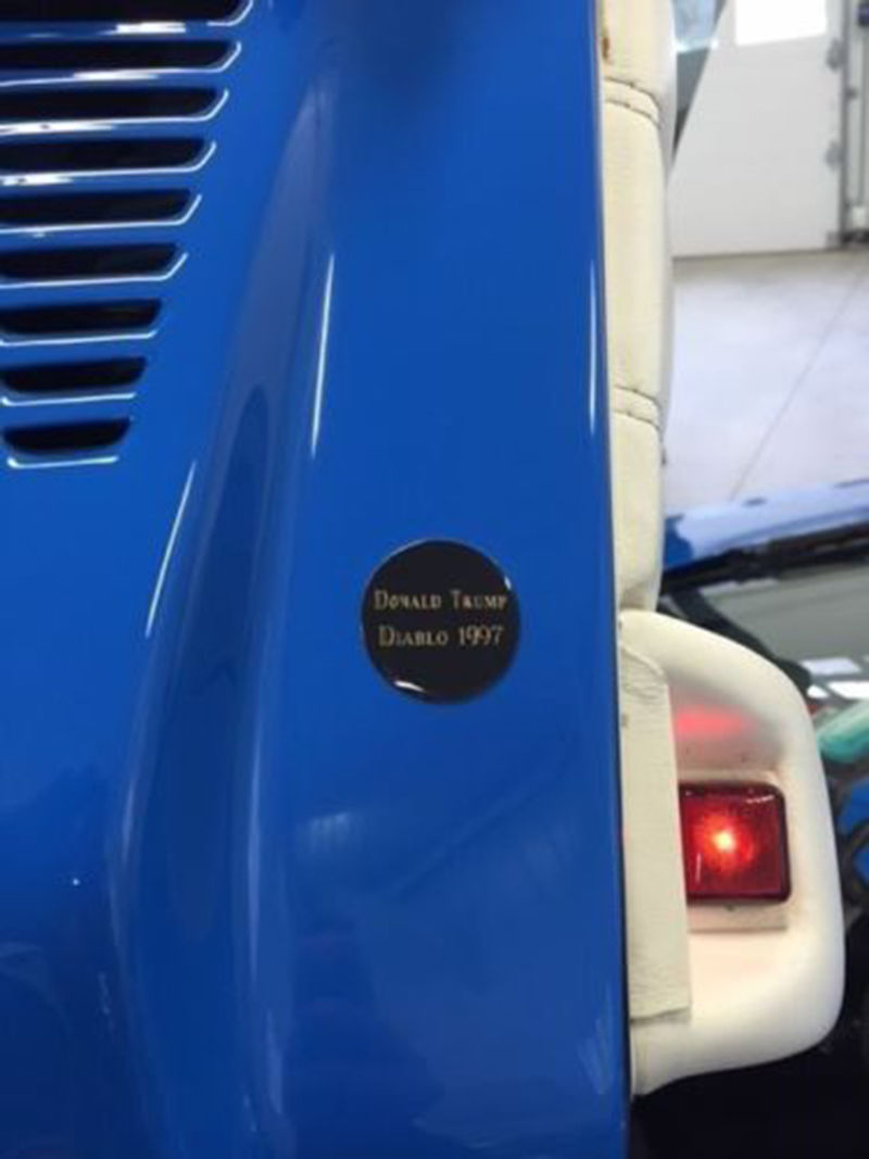 [Image: Donald-Trump-Lamborghini-Diablo_1.jpg]