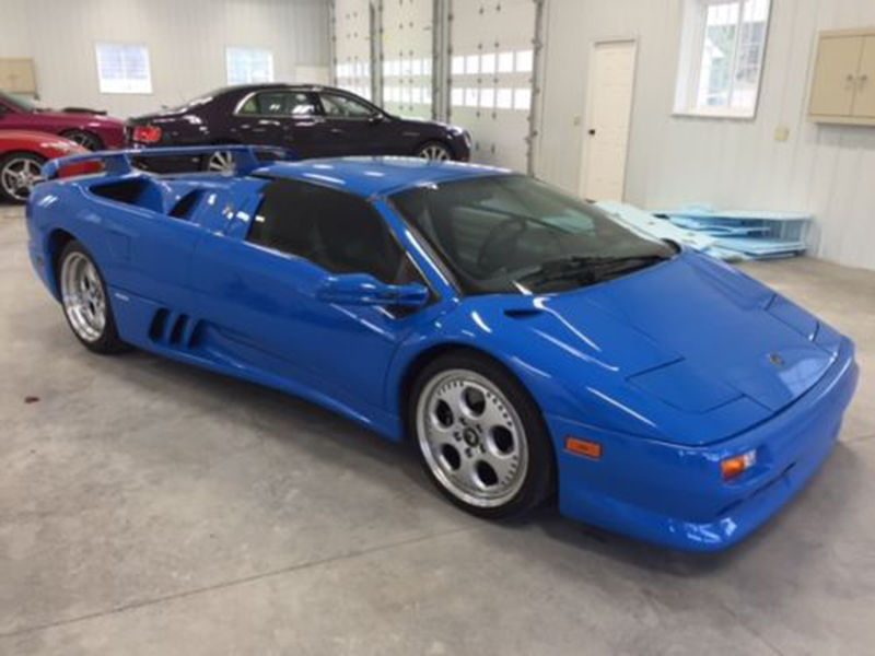 [Image: Donald-Trump-Lamborghini-Diablo_2.jpg]