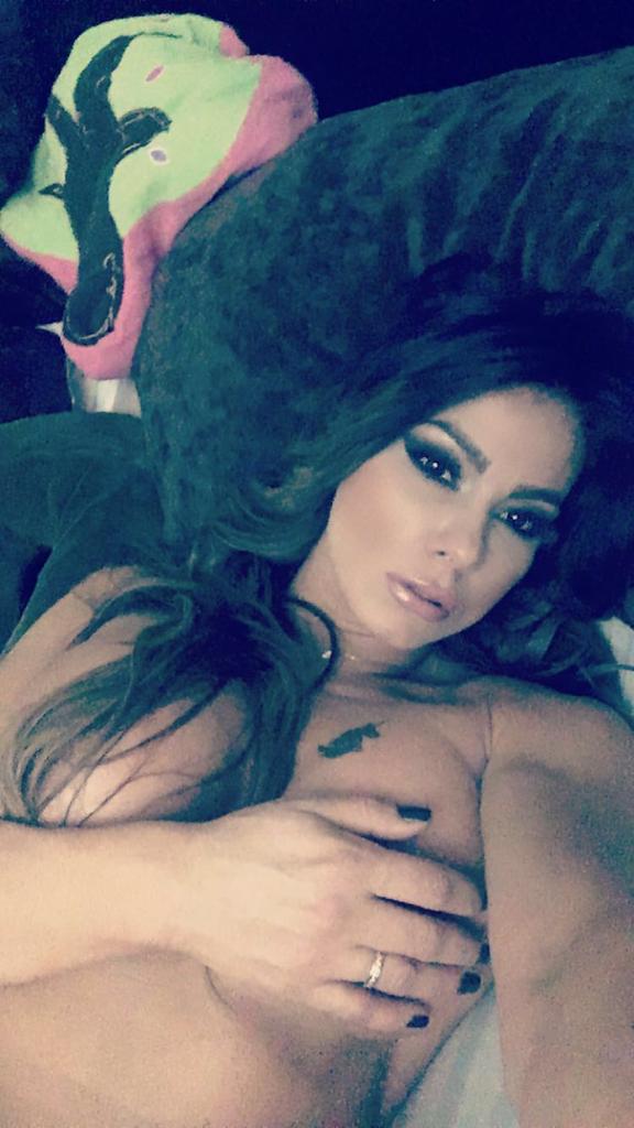 [Image: EsperanzaGomez_4.jpg]