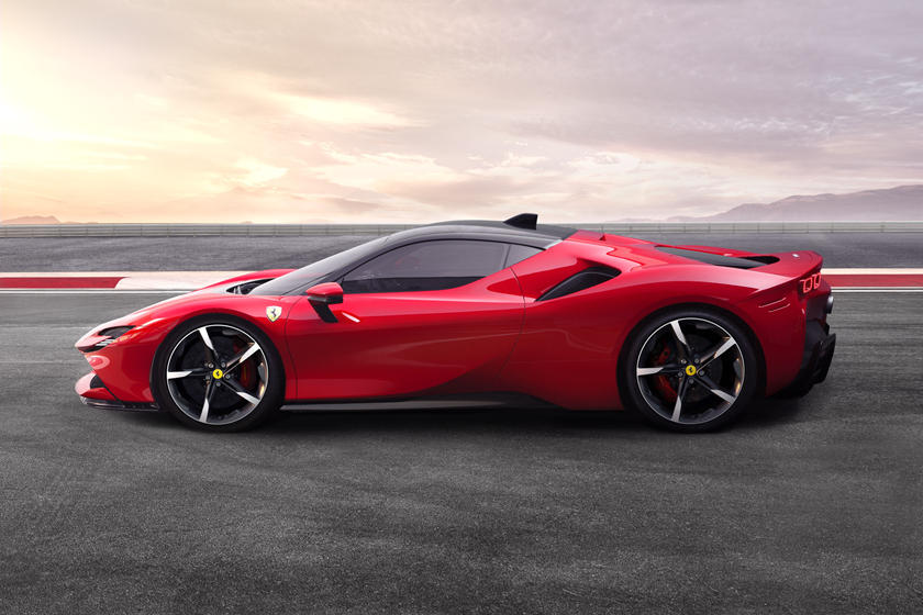 [Image: Ferrari-SF90-Stradale_2.jpg]