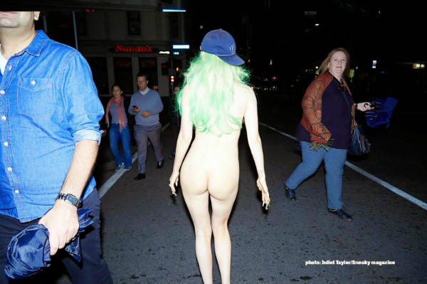 [Image: Gabi-Grecko-topless-naked-nude_29.jpg]