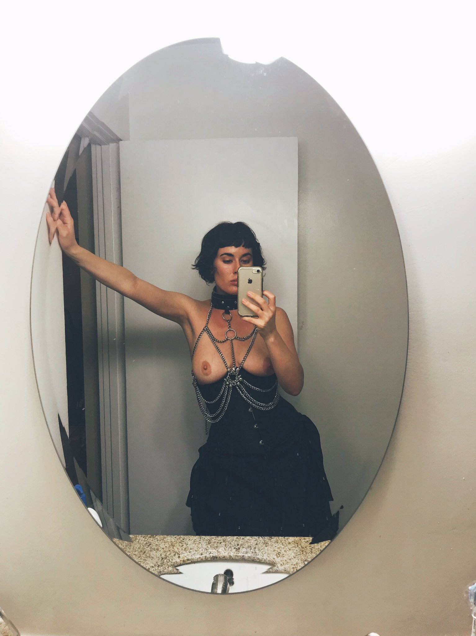 [Image: GlassOlive_3.jpeg]