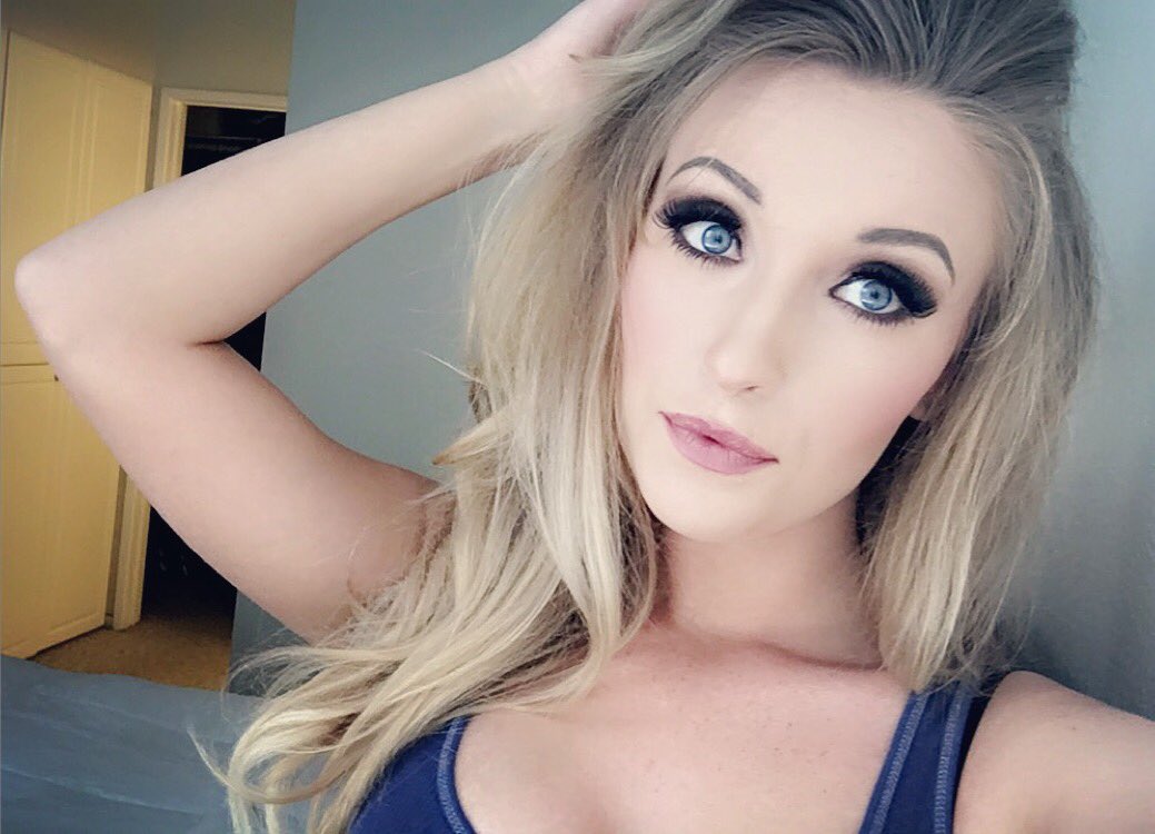 [Image: Harley-Jade-topless-naked-nude_7.jpg]