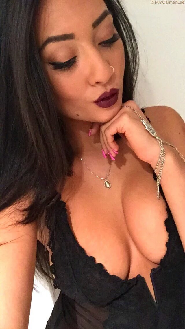 [Image: IAmCarmenLee_8.jpg]