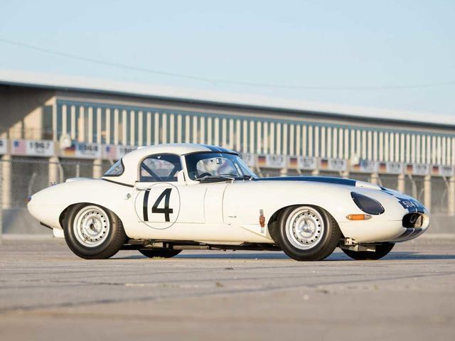 [Image: Jaguar-E-Type-Lightweight_3.jpeg]
