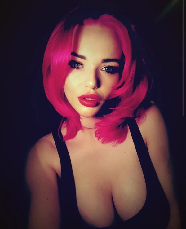 [Image: JasmineJaamsesXX1.jpg]