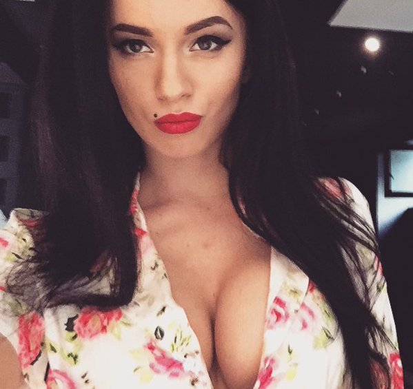 [Image: Jennifer-J-topless-naked-nude_13.jpg]