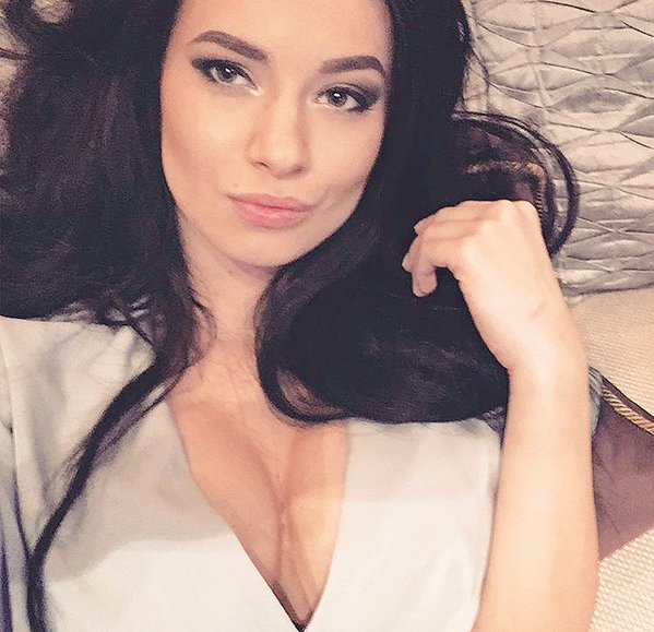 [Image: Jennifer-J-topless-naked-nude_15.jpg]