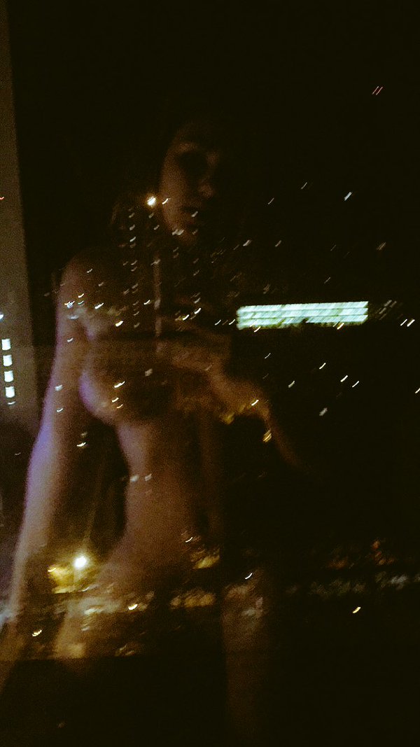 [Image: Jessica-Ashley-topless-naked-nude_16.jpg]