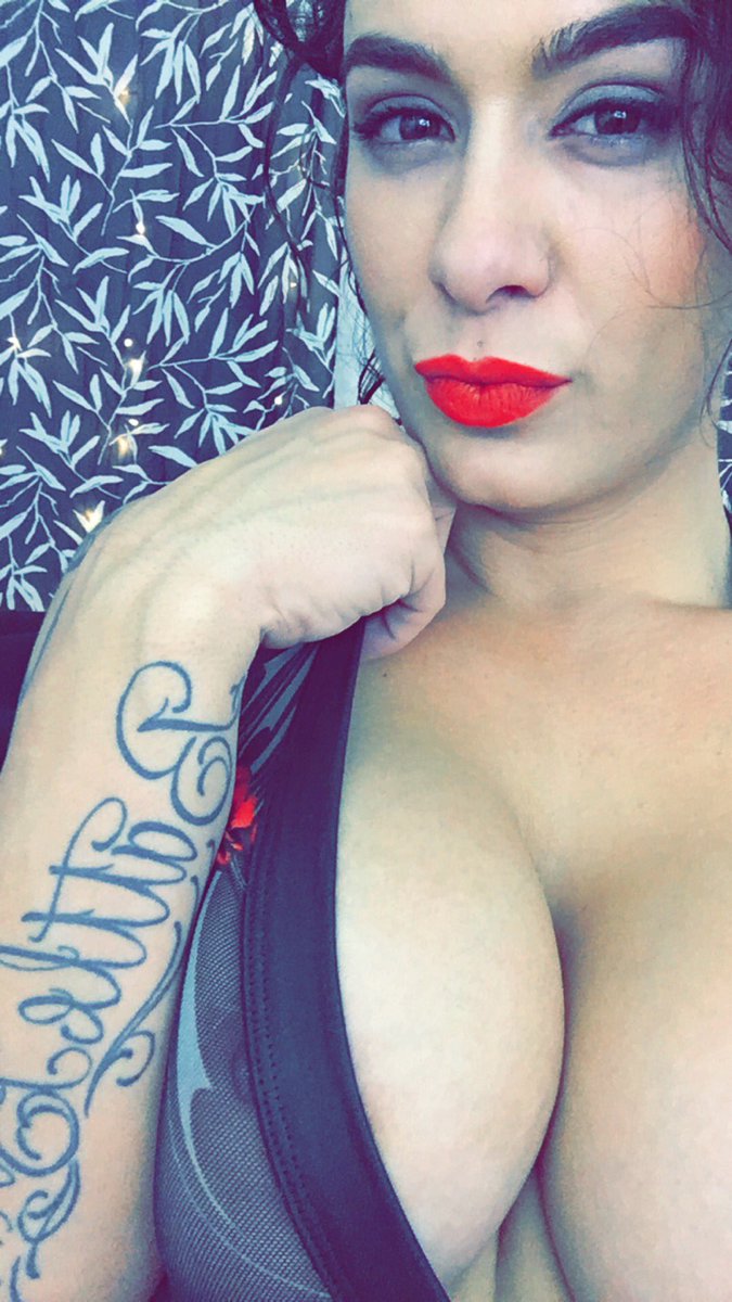 [Image: Jolene-Marz-topless-naked-nude_10.jpg]