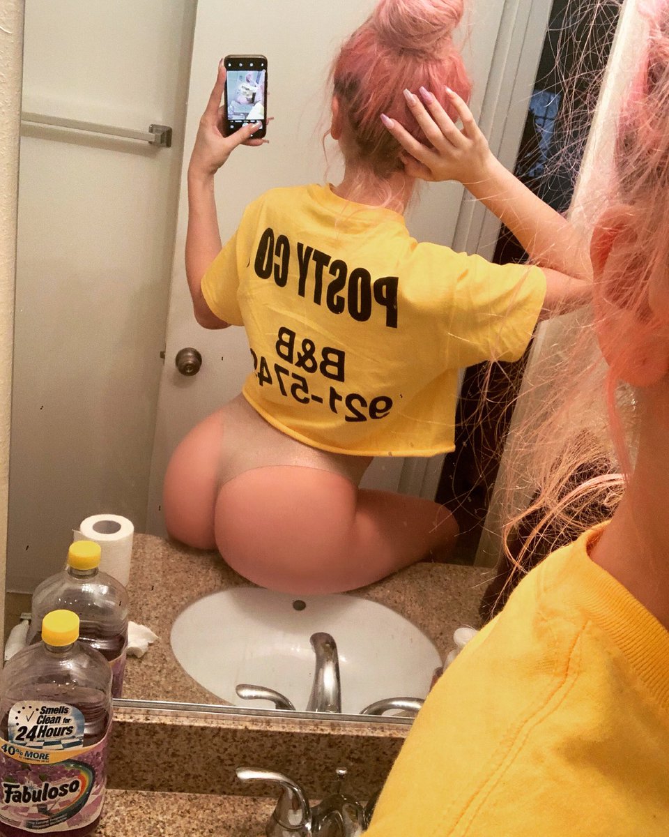 [Image: KSLibraryGirl_87.jpg]