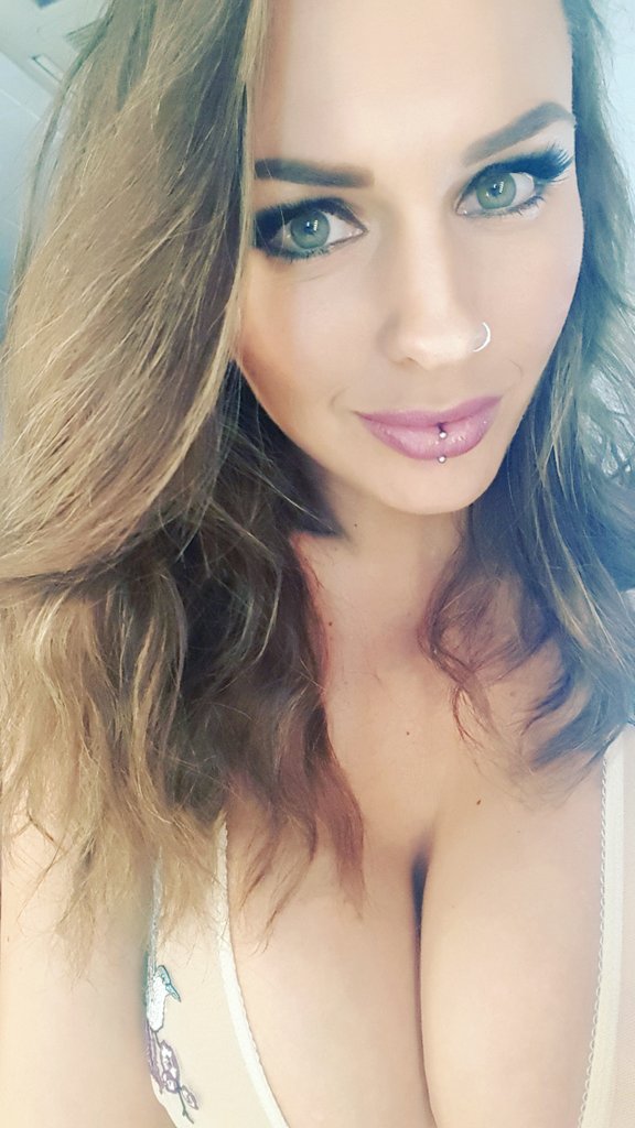 [Image: KittenMasked.jpg]