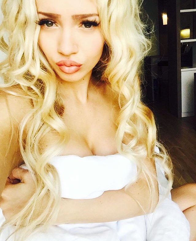 [Image: Layla-Foster-is-hot_6.jpg]