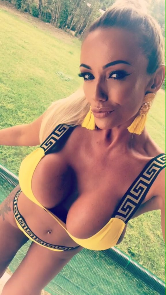 [Image: Lucyzaraxx_5.jpg]