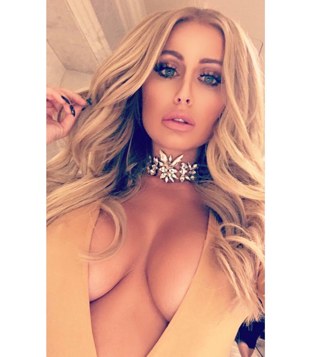 [Image: MISSLHOMMEDiEU2.jpg]