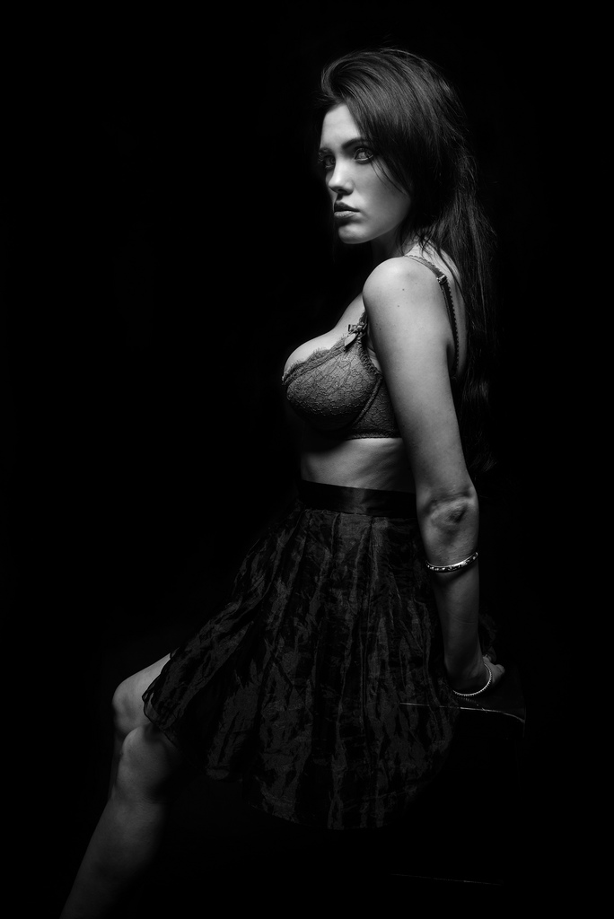 [Image: Mariah-Morvant-topless-naked-nude_6.jpg]