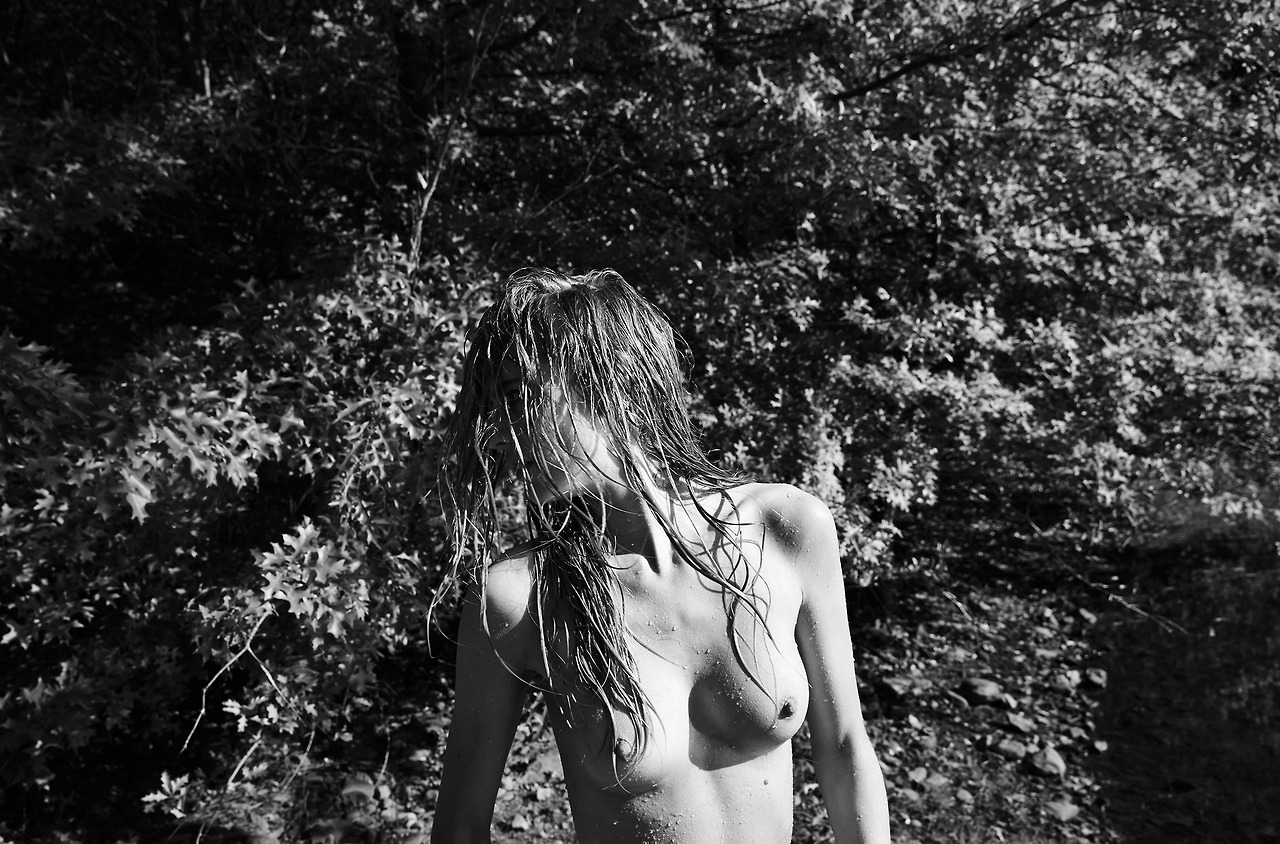 [Image: Maritza-Veer-Topless-Naked-Nude_13.jpg]