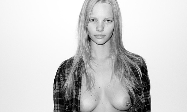 [Image: Marloes-Horst-topless-naked-nude_4.jpg]