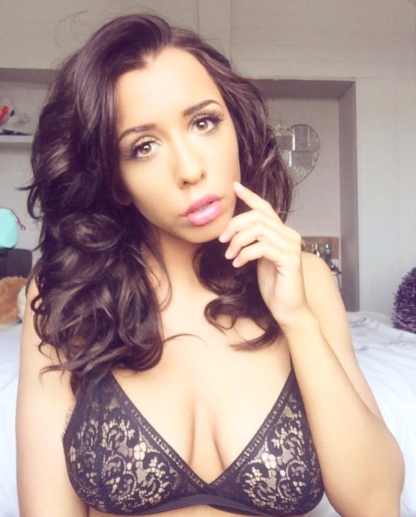 [Image: MissHannahMoody.jpg]