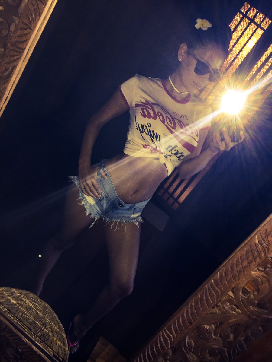 [Image: MsVeraCruzxxxx.jpg]