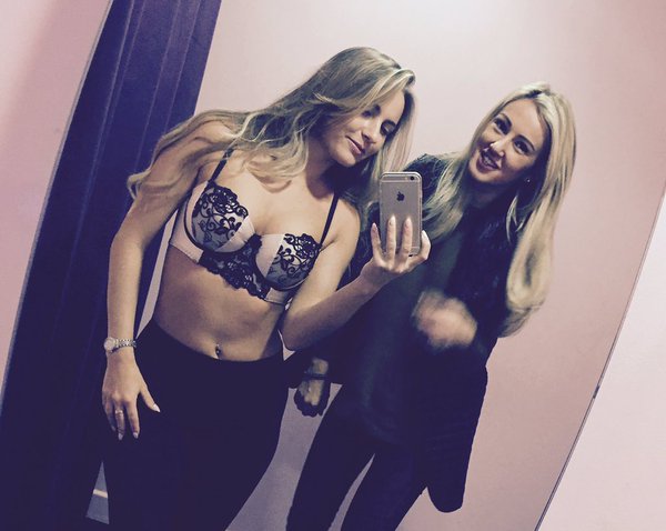 [Image: Natasha-Anastasia-topless-naked-nude_10.jpg]