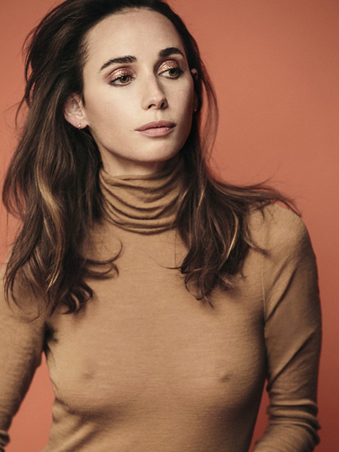 [Image: Rebecca-Dayan-Topless-naked-nude_6.jpg]