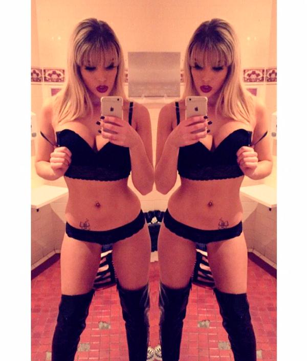 [Image: Rebekah-Cotton-naked-selfie_9.jpg]