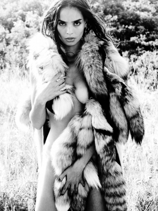 [Image: Sabrina-Nait-topless-naked-nude_1.jpg]