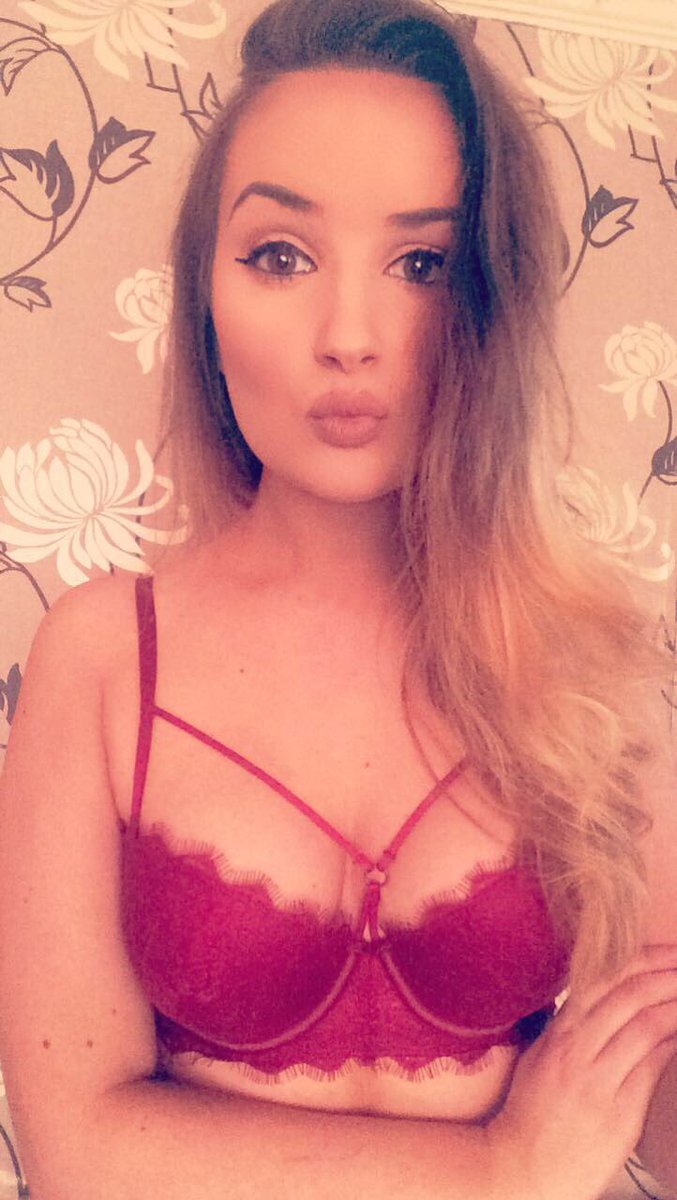 [Image: SamHModel_30.jpg]