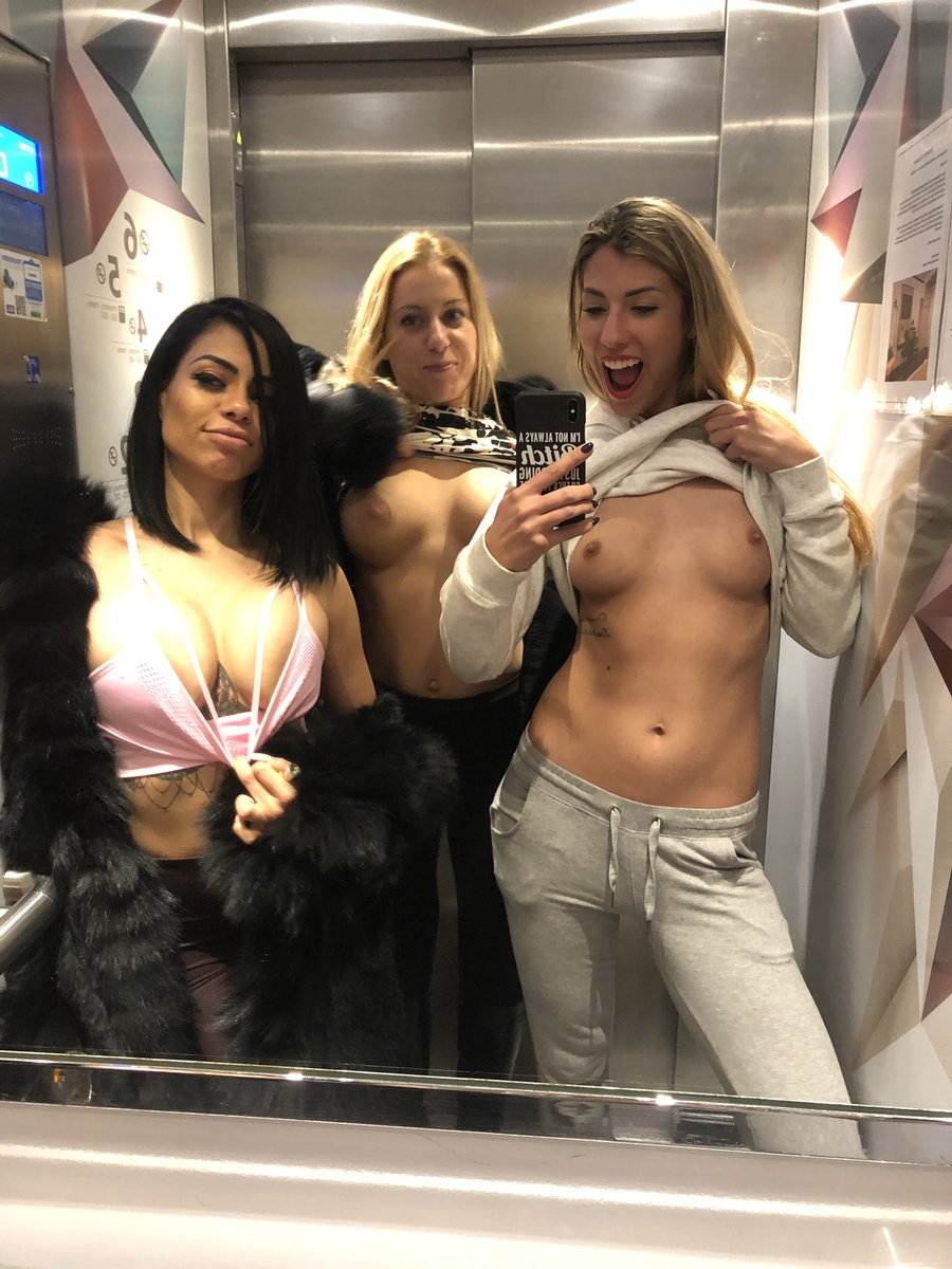 [Image: ShonaRiver0CanelaSKinOff0PrincessNikki5.jpg]