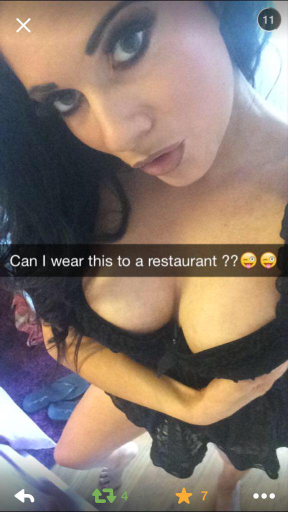 [Image: Sienna-Knight-naked-selfie_2.jpg]