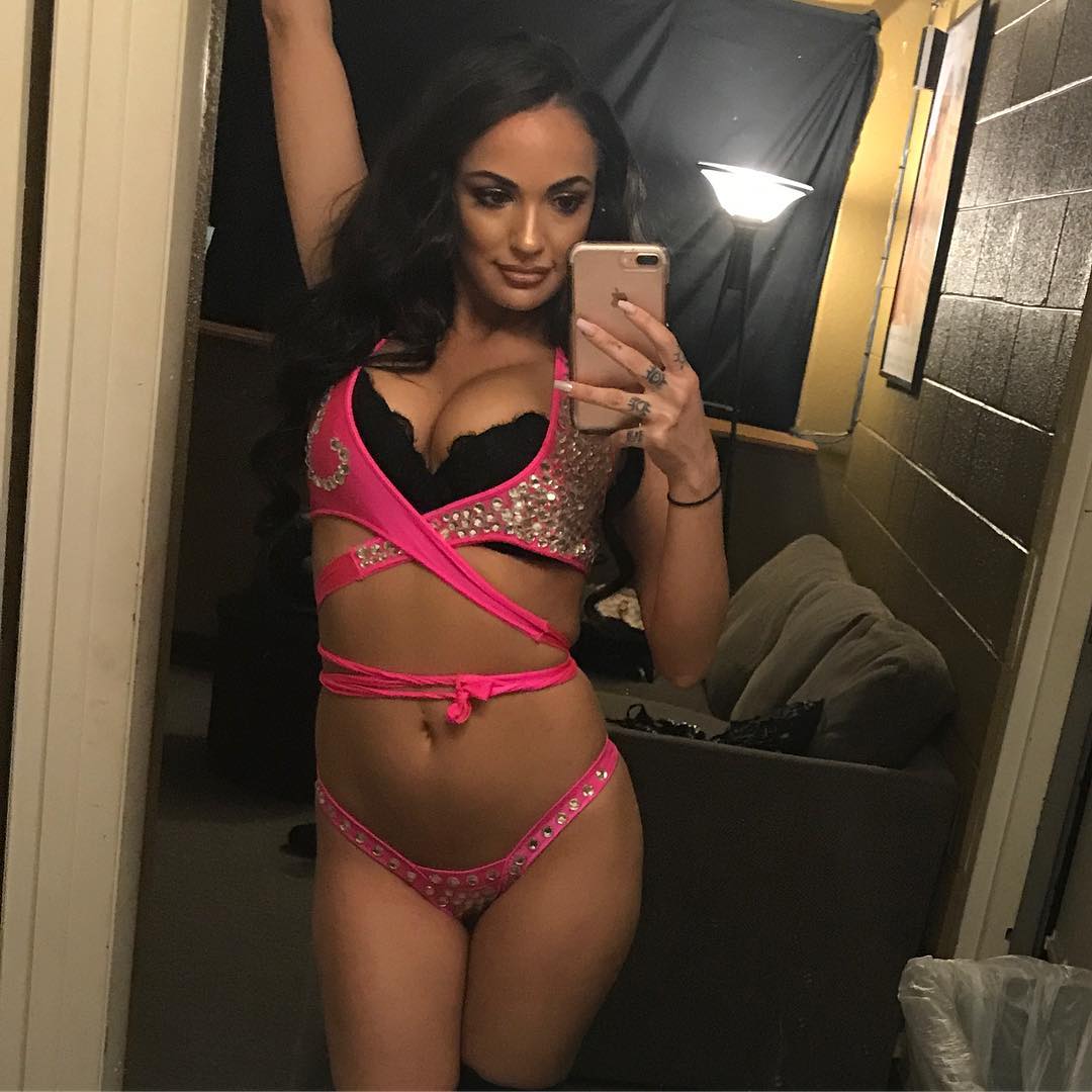 [Image: SofiRyanxo.jpg]