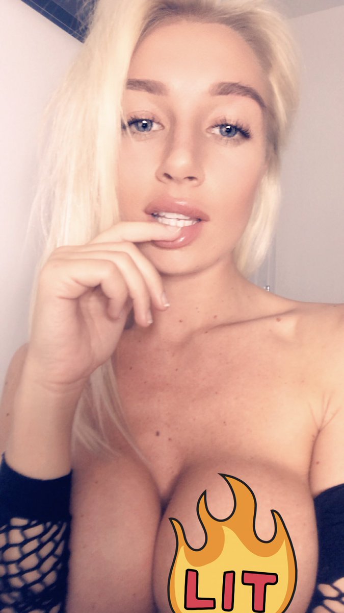 [Image: StaceyRobyn__54.jpg]