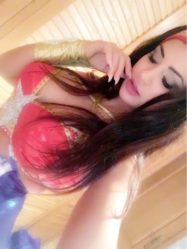 [Image: Susy-Gala-topless-naked-nude_10.jpg]