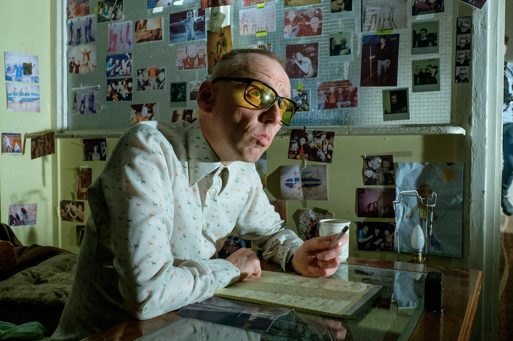 [Image: T2-Trainspotting_5.png]