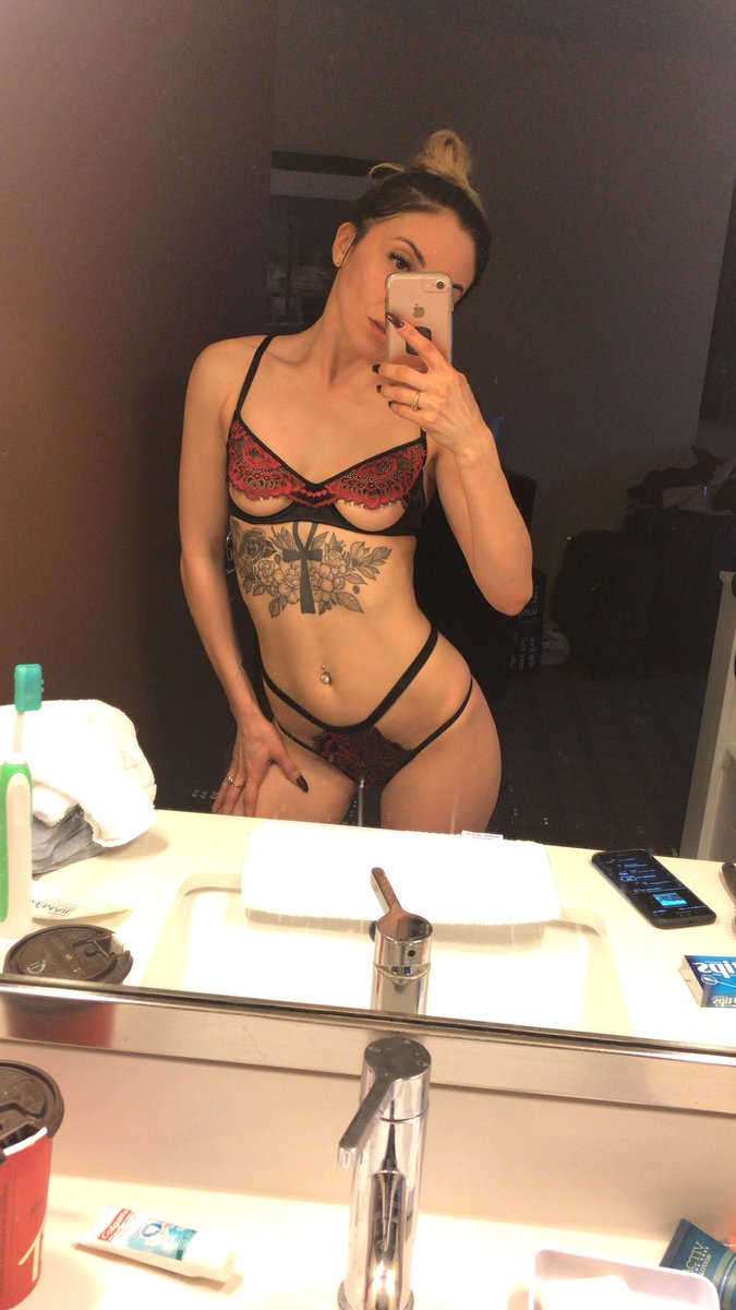 [Image: TheRealDjazel_2.jpg]