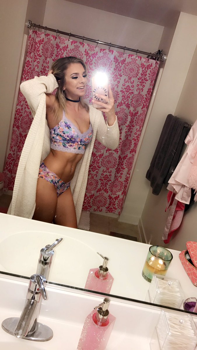 [Image: TiffanyWatsonX_16.jpg]