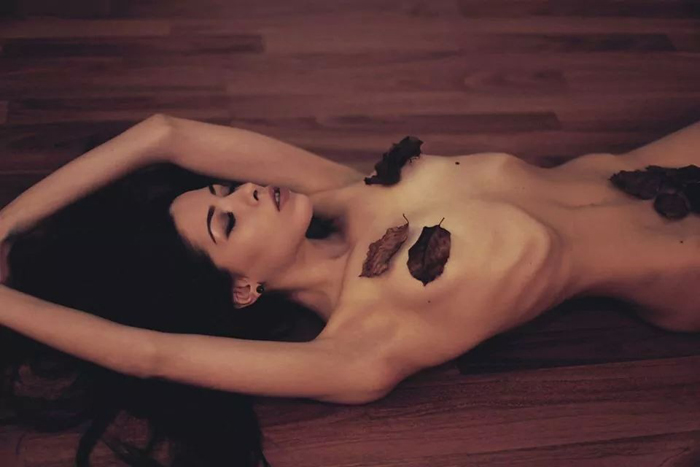 [Image: Valeria0Stefanelli-topless-naked-nude_10.jpg]