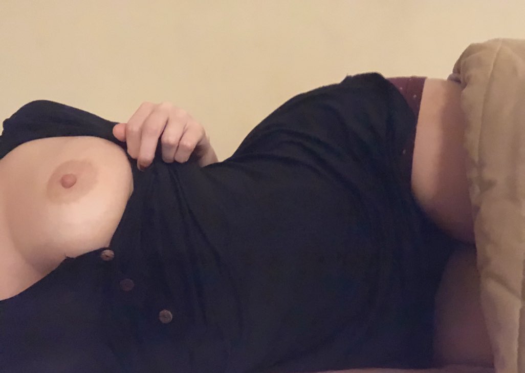 [Image: Violet_Monroe_5.jpg]