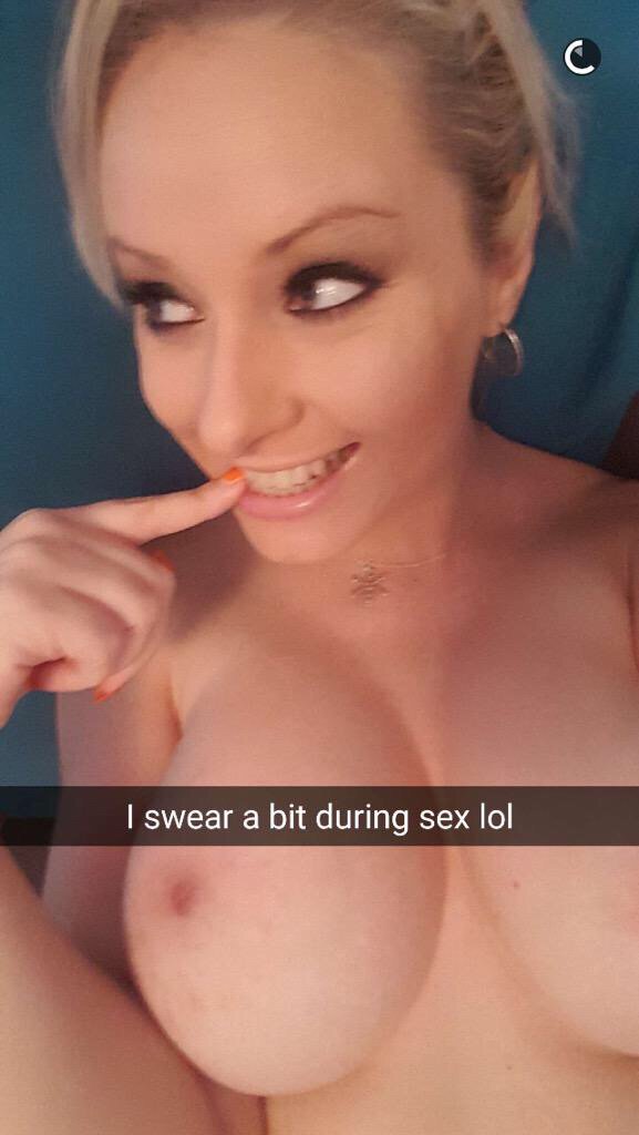 [Image: XXXHuntress2.jpg]