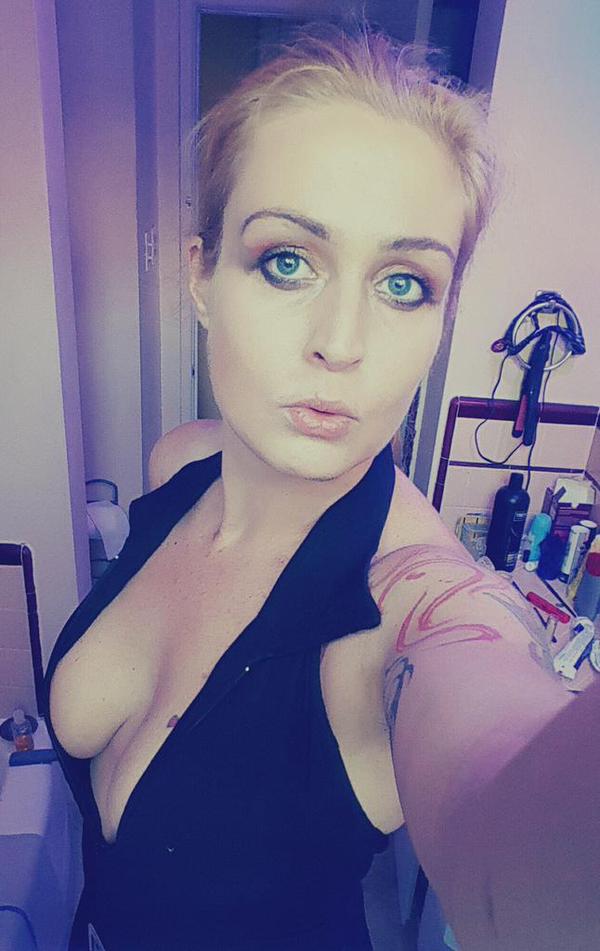 [Image: ZoeJayJay.jpg]