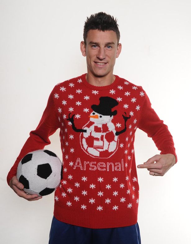 [Image: arsenal-christmas-jumpers.jpg]