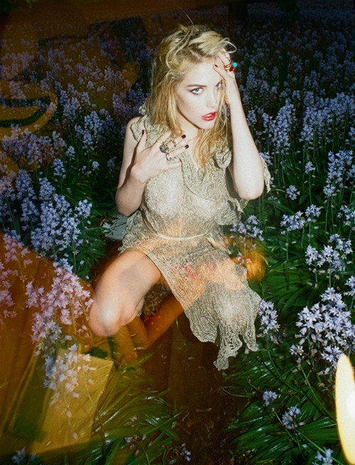 [Image: ashley-smith-topless-naked-nude_5.jpg]